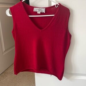 St John Designer Sleeveless Sweater. Size 6